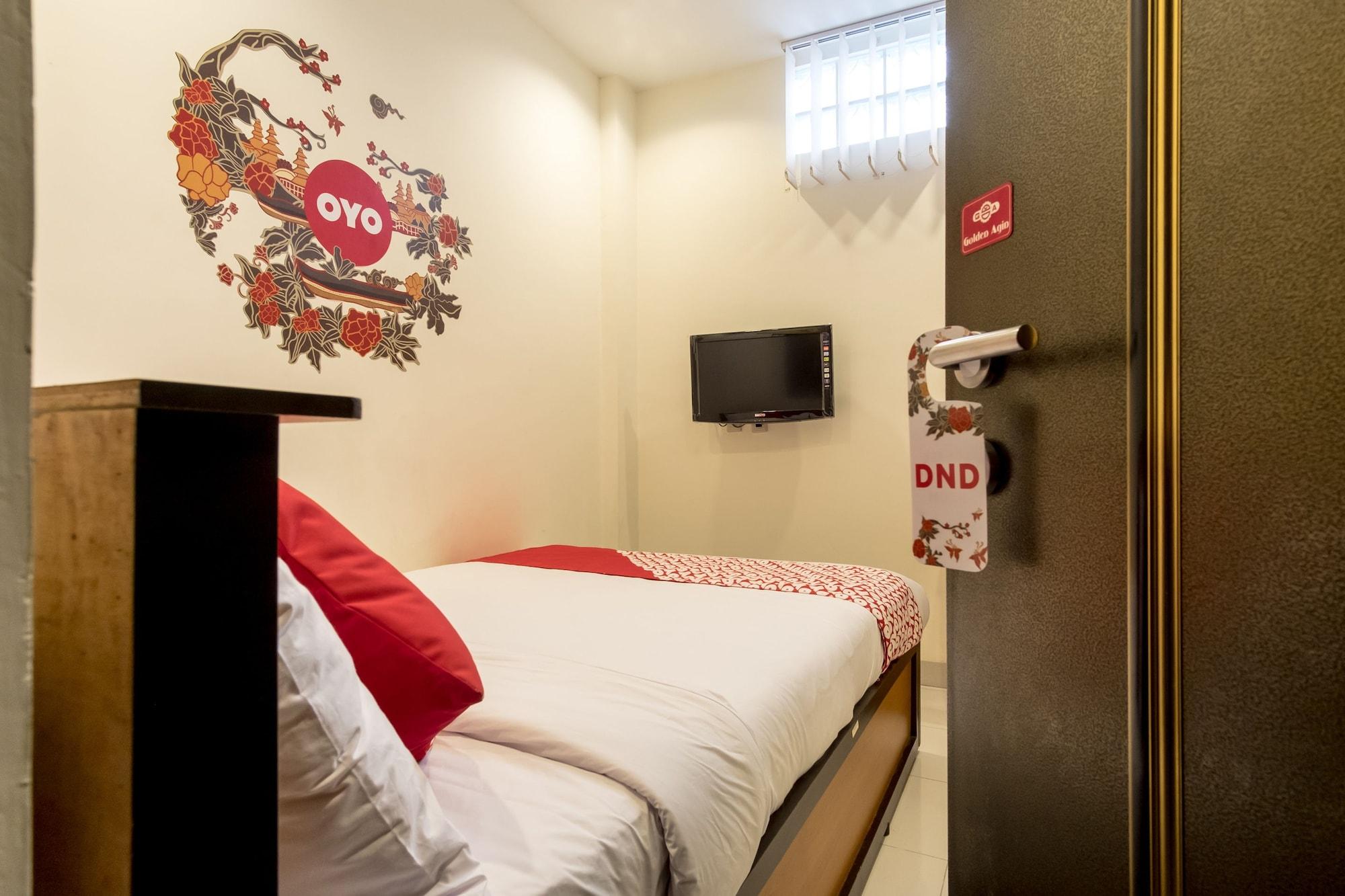 Oyo 294 Andrea Residence Syariah Medan Esterno foto