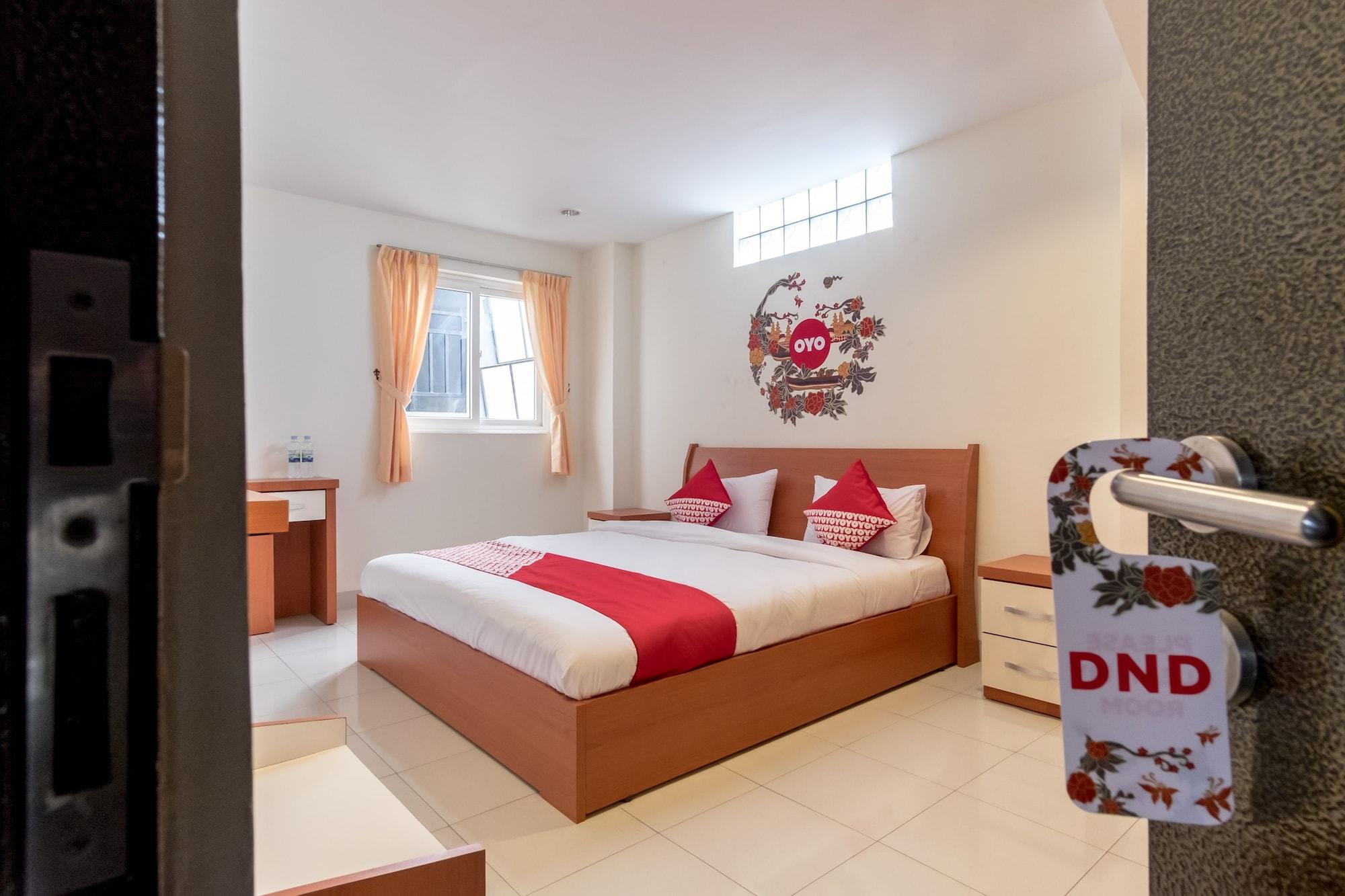Oyo 294 Andrea Residence Syariah Medan Esterno foto